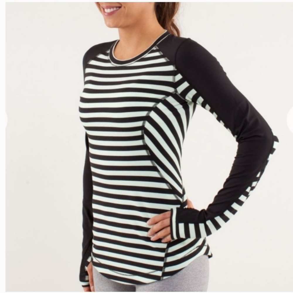 Lululemon running top